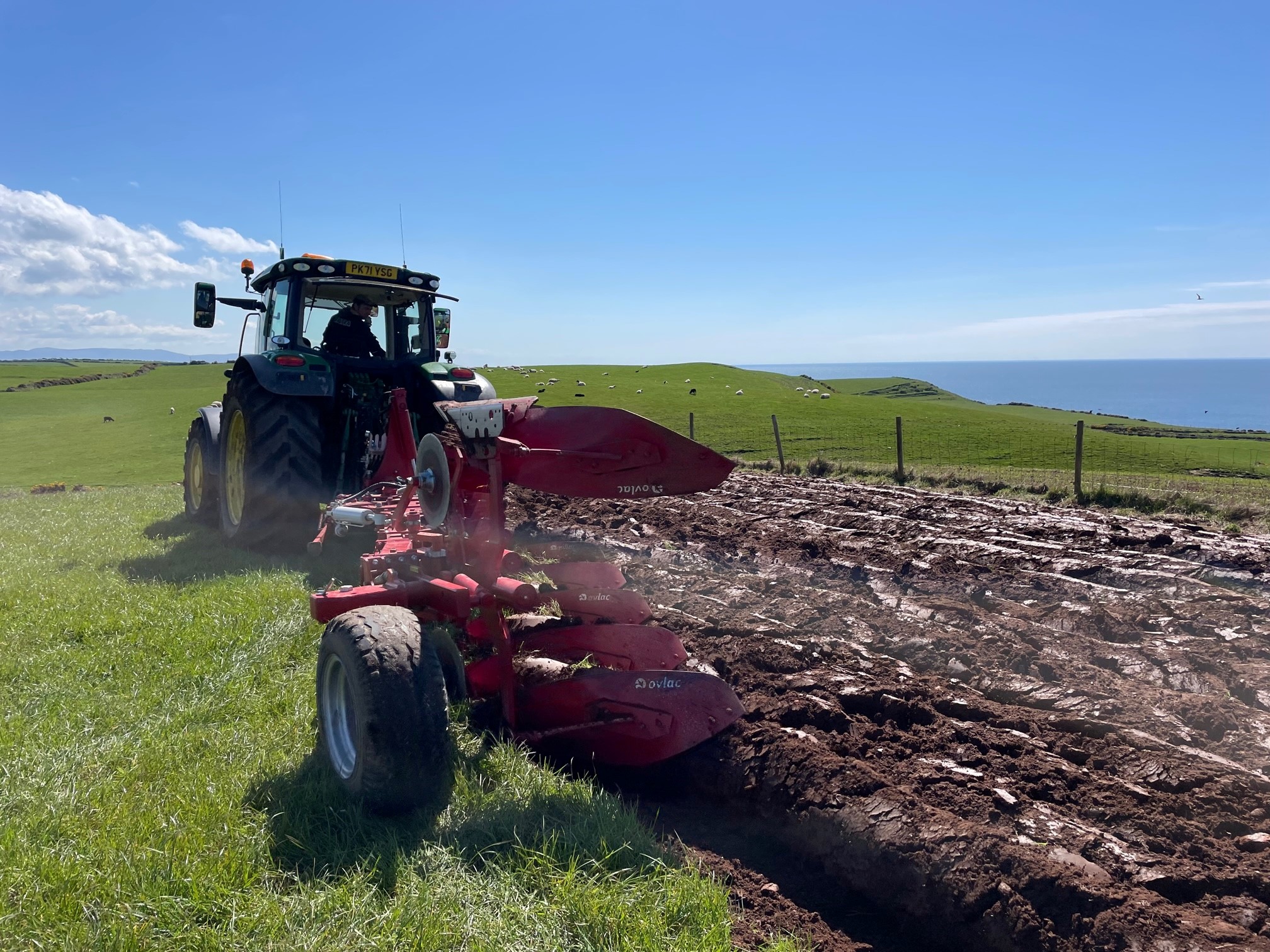 Xperience Reversible Plough